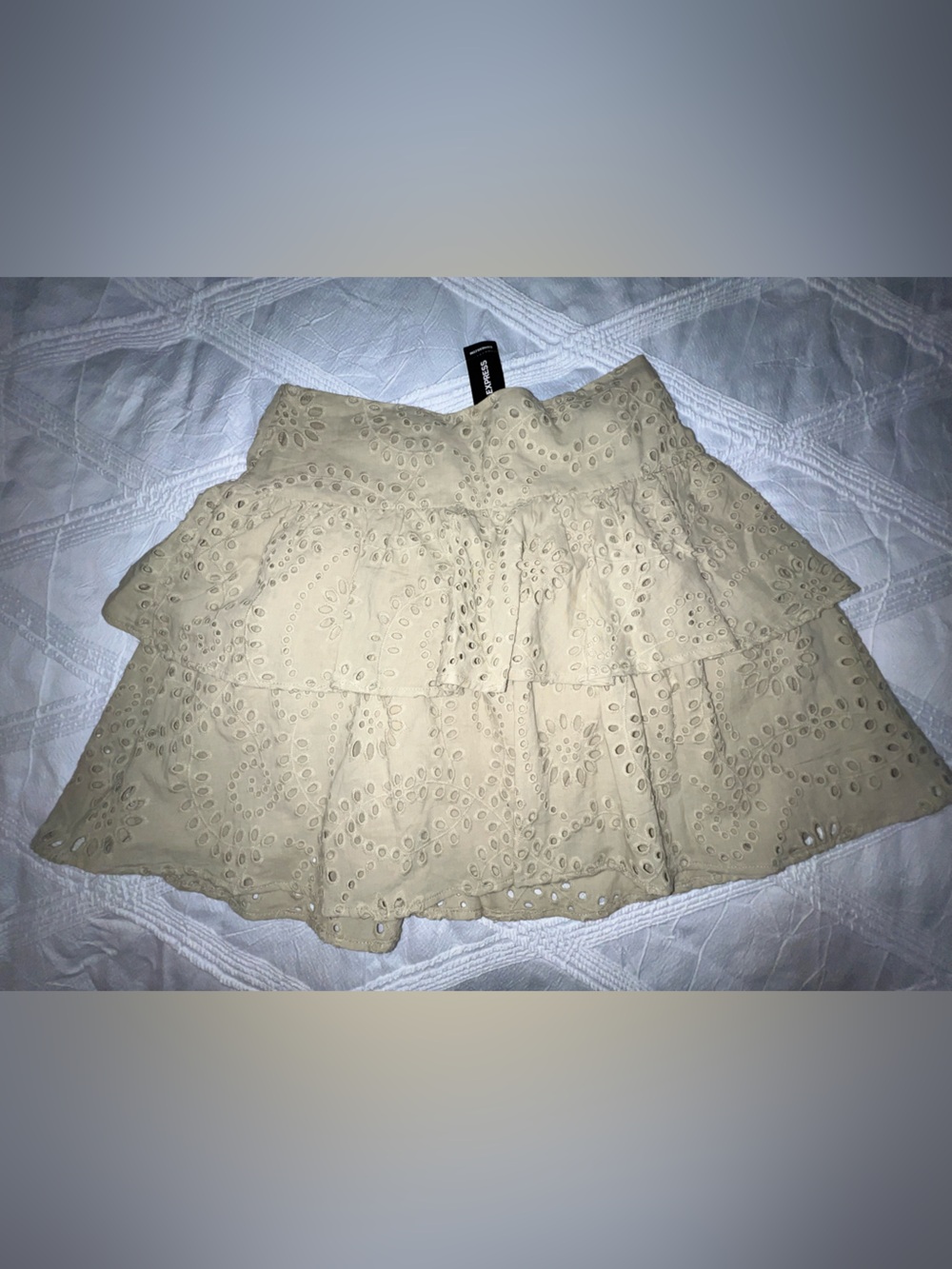 NWT- Express Cream Eyelet Tiered Skort